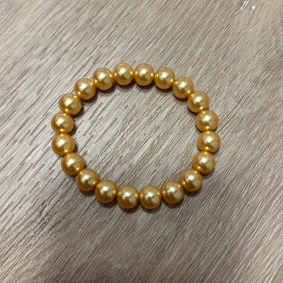 Yellow/gold pearl bracelet - Picture 1 of 1
